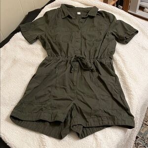 NWOT Old Navy Olive Green Button-Up Romper with pockets